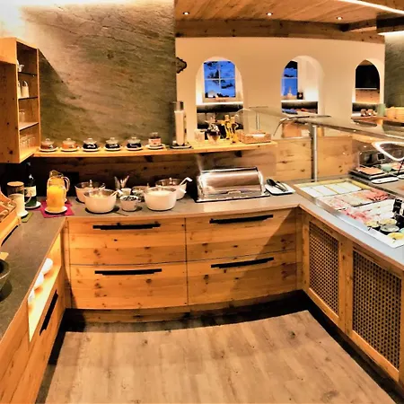 Weinberger Konukevi Obertauern
