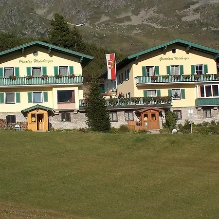 Konukevi Weinberger 3*