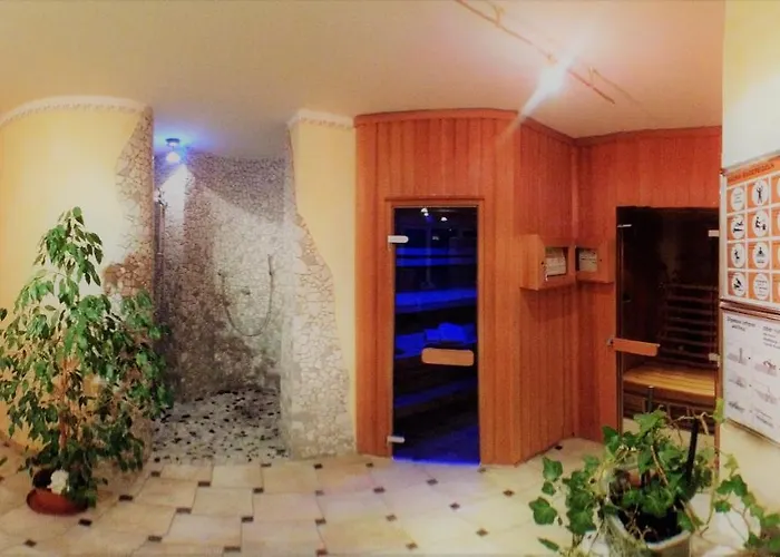 Weinberger Guest house